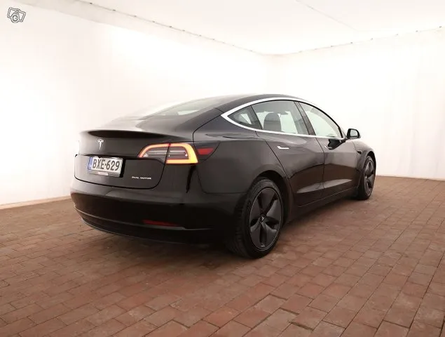 Tesla Model 3 Long-Range Dual Motor AWD - Suomi-auto, 2xvant Image 2