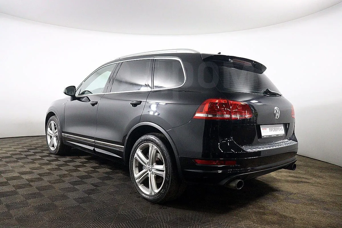 Volkswagen Touareg Image 7